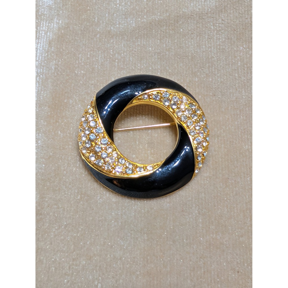 Napier Vintage Black Enamel Gold Tone Rhinestone Circle Brooch Pin 1.5 Inch